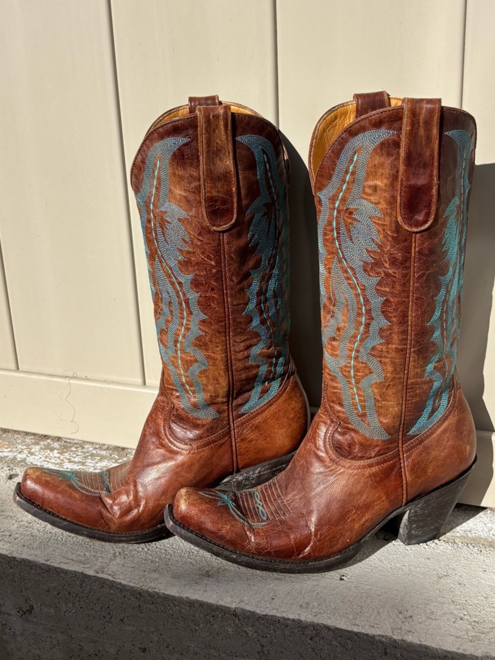 Old Gringo Women’s 7.5B Brown Leather Cowboy Boots Blue Embroidery Snip Toe VGUC